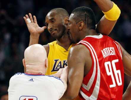 格林詹姆斯胯下之辱是哪一场,詹姆斯和格林的对决