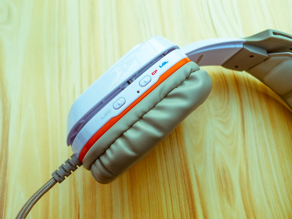 电竞耳机入门款推荐,西伯利亚电竞耳机推荐