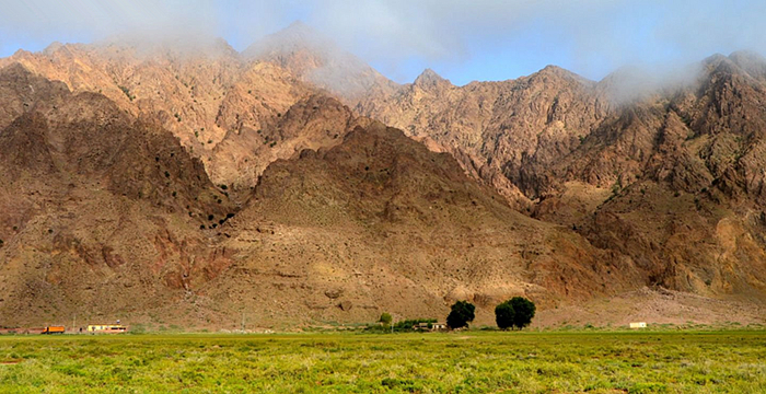 重回巴彦淖尔：八百里河套我用三天走过，十四年之痒我于一夕安放