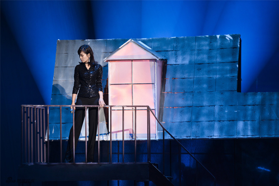 巫启贤被怒怼的选手唱的什么歌,巫启贤和刘涛对唱太傻