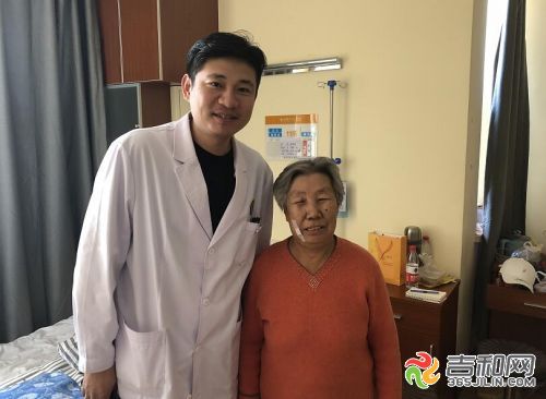 80岁老人脸疼,80岁老人继发三叉神经痛