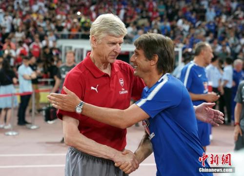 八旬院士哭了视频,阿森纳22载枪手传奇