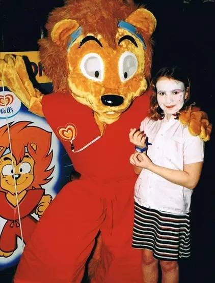 这些童年的冰棍你吃过几种,和路雪红糖冰粉口味冰棍