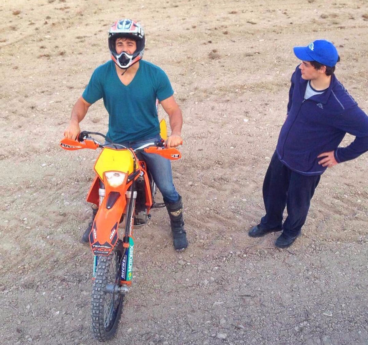 六岁被阿玛尼钦点为*用御**模特，他独家的身材秘笈