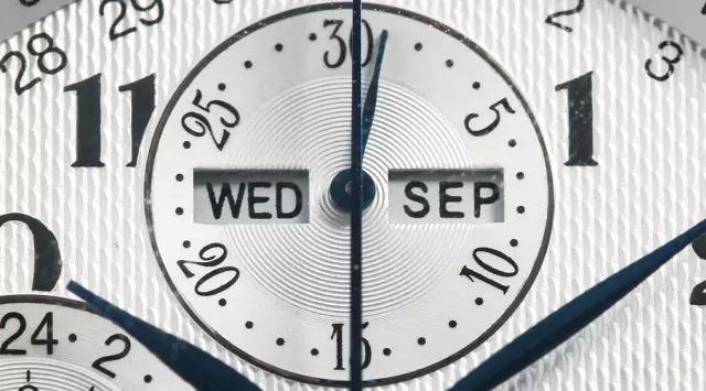 浪琴月相gs真假对比,浪琴手表质保卡真假图片对比