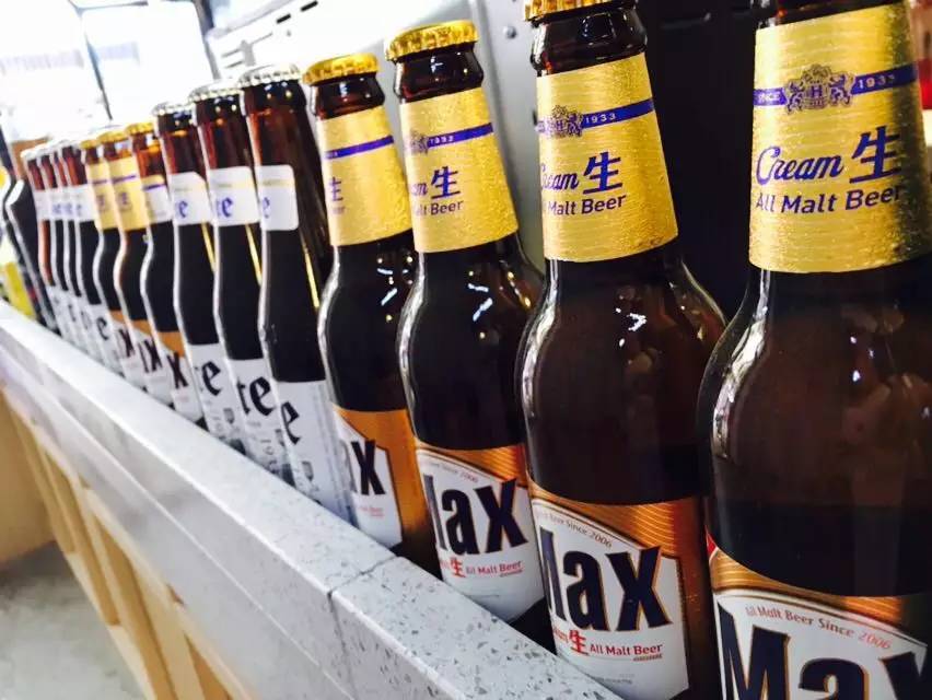 团长探店这是欧巴代言的炸鸡店！你们都不要拦我！我必须要去