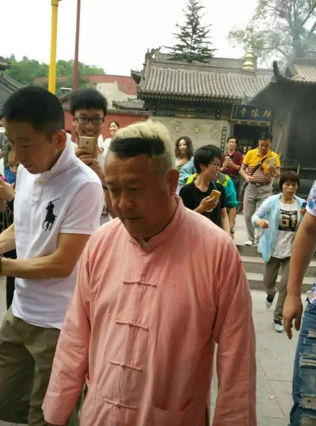 五月初一拜文殊菩萨,农历五月十五日拜菩萨