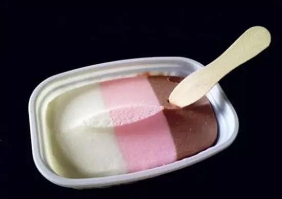 今年第一次吃雪糕,今年吃了最后一次雪糕怎么办