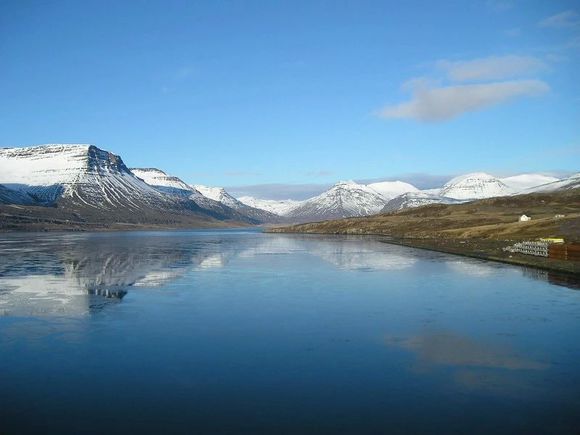 我是远洋渔民，爱钓鱼，更爱周游世界