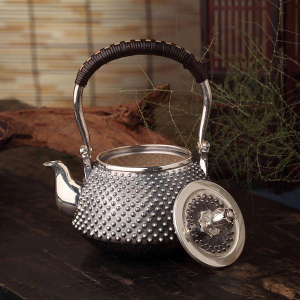 器为茶之父如何挑选最合适的茶具,岩茶用铁壶冲泡方法