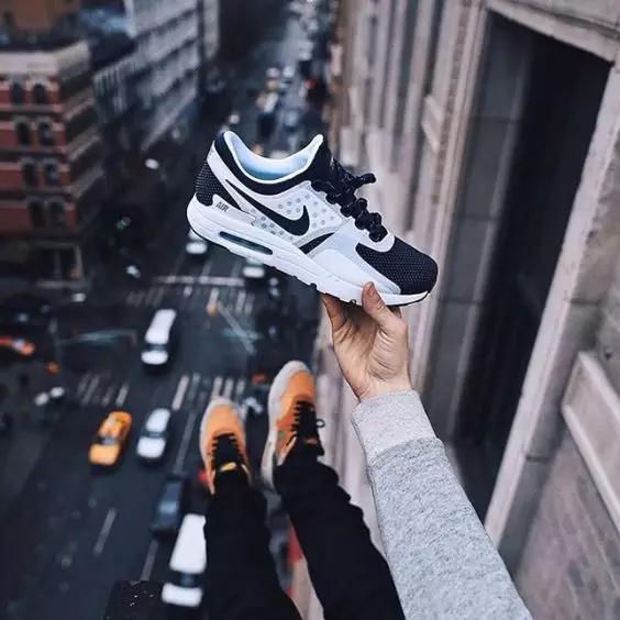 这好几双球鞋，等你拆了包装穿回家