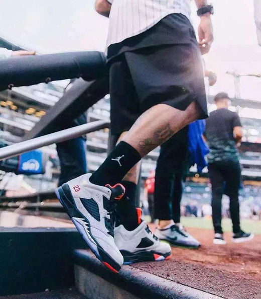 乔丹和内马尔谁的境界更高,乔丹跨界