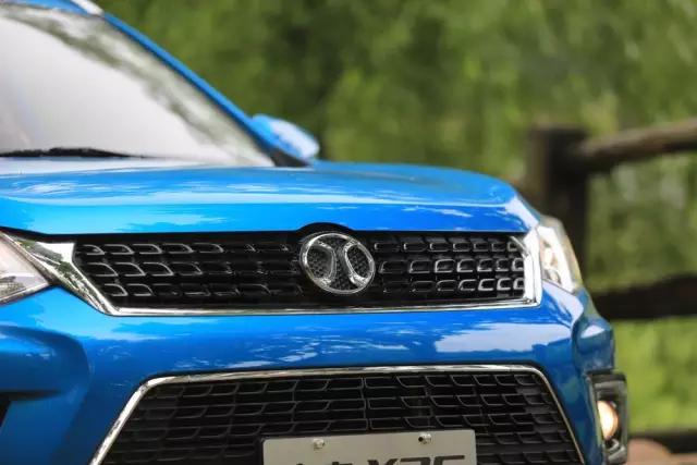 锦程说车,16年北汽绅宝x35试驾视频