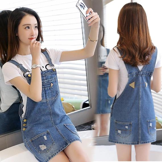 清爽减龄背带裙,好减龄的背带裙