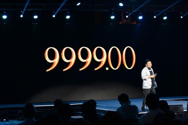 8848钛金手机vs苹果手机,比8848牛的手机