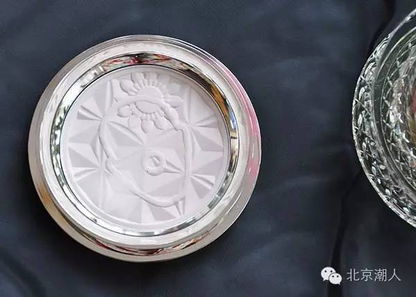 这些美好的彩妆，请给我来十箱