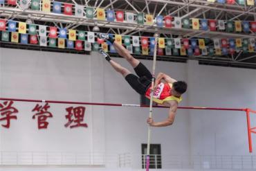 绿茵逐鹿赛场称雄：思源田径队再夺省大运会总冠军