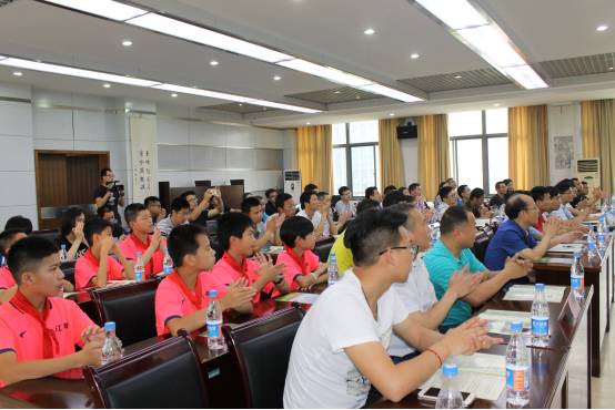 中国未来会出足球巨星吗,足球小将来了完整视频