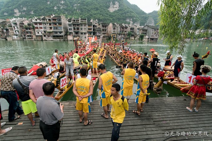 黄果树西江小七孔兴义青岩,西江苗寨黄果树青岩古镇位置