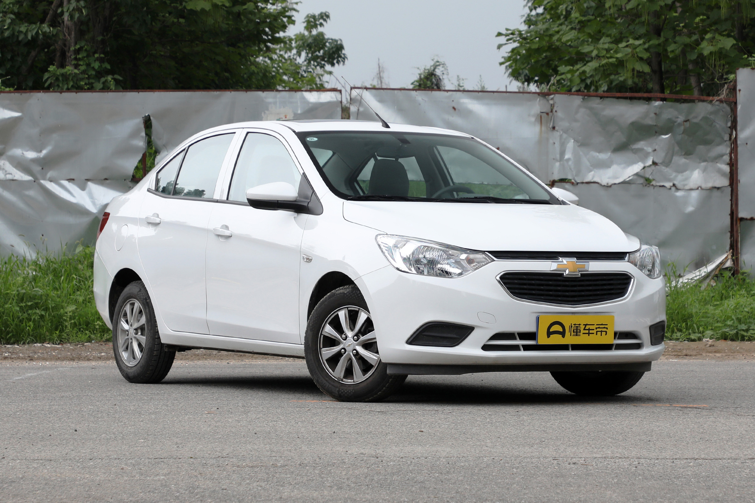 12年雪佛兰赛欧低配值得购买吗,二手的雪佛兰赛欧值得购买吗