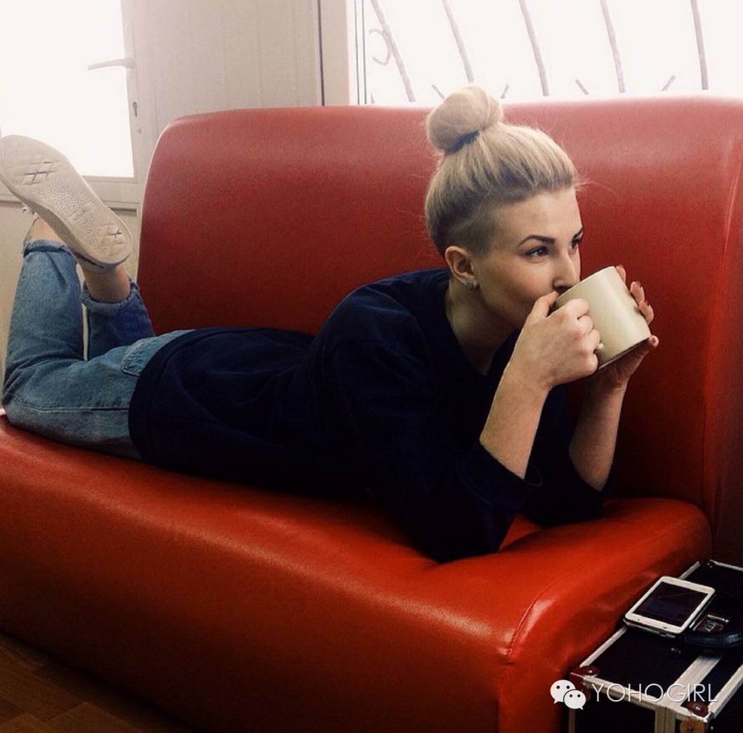 男生爱得要死的美式理发也是女生潮流，不过女生理发师更酷！