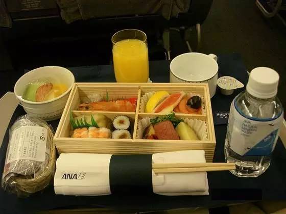 买机票为什么要等航空公司确认,订机票有选大航空公司的必要吗