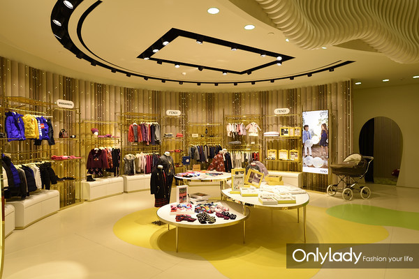 闈欏畨鍢夐噷涓績绔ヨ,鍢夐噷涓績绔ヨ