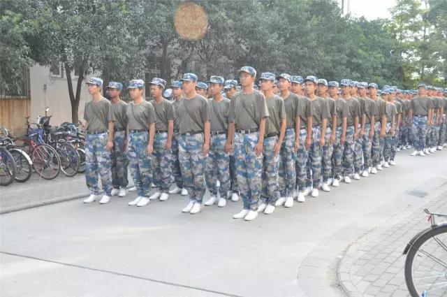 又到一年高三毕业季,又到了毕业季挥手告别