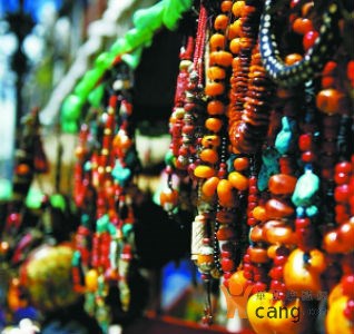 西藏老蜜蜡跟蜜蜡区别,为什么西藏的蜜蜡很多