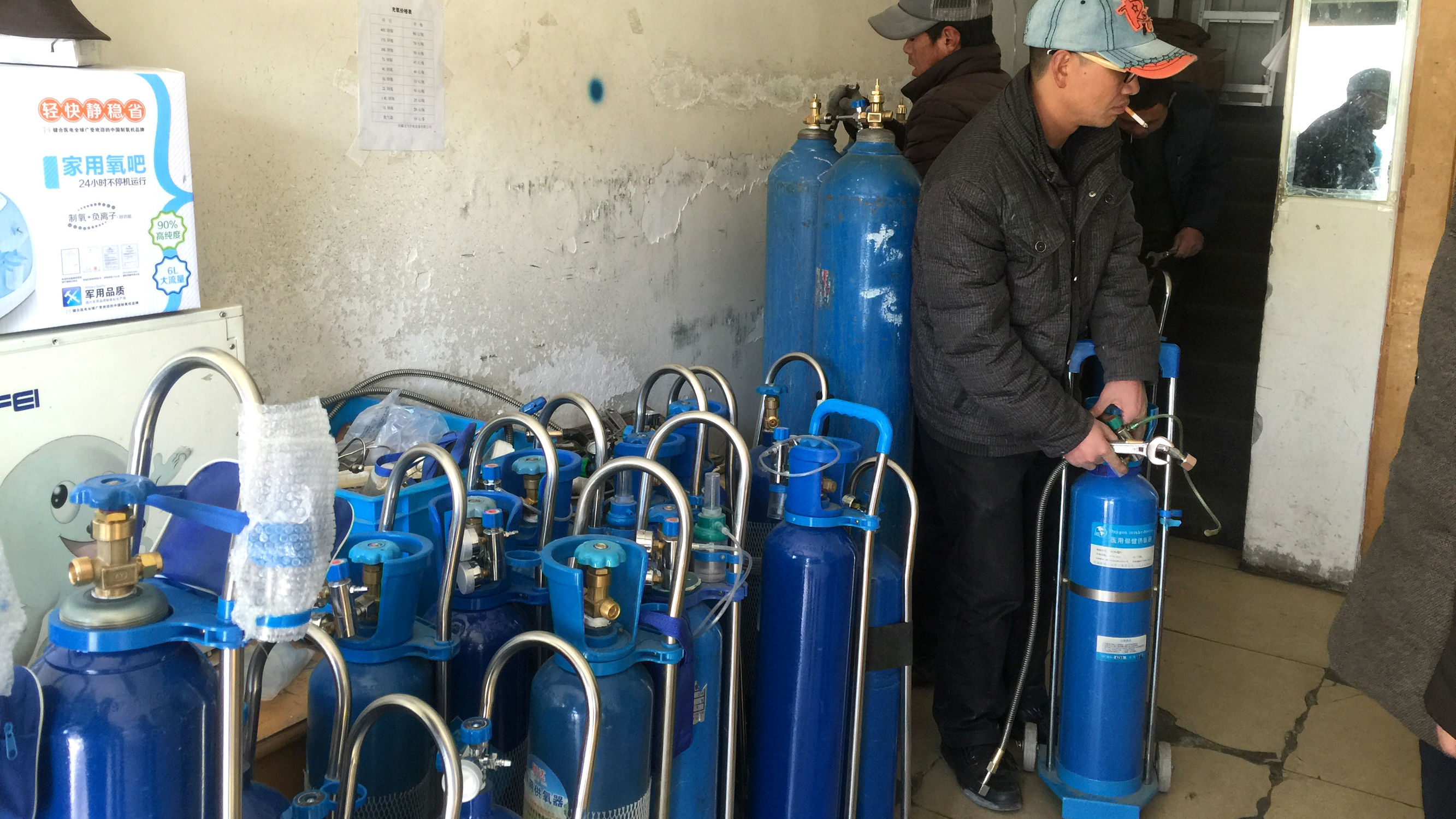 西部旅游必备物品清单 (国外旅游必备的装备)