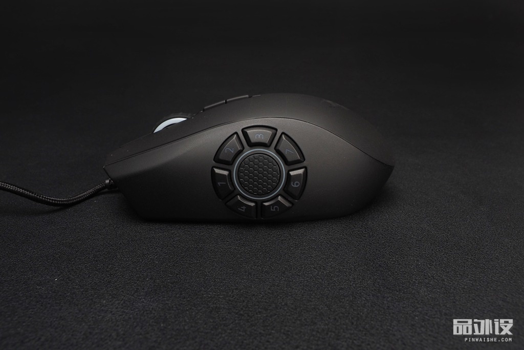 雷蛇那伽梵蛇六芒星背光灯不亮,雷蛇巴塞利斯蛇v2鼠标测评