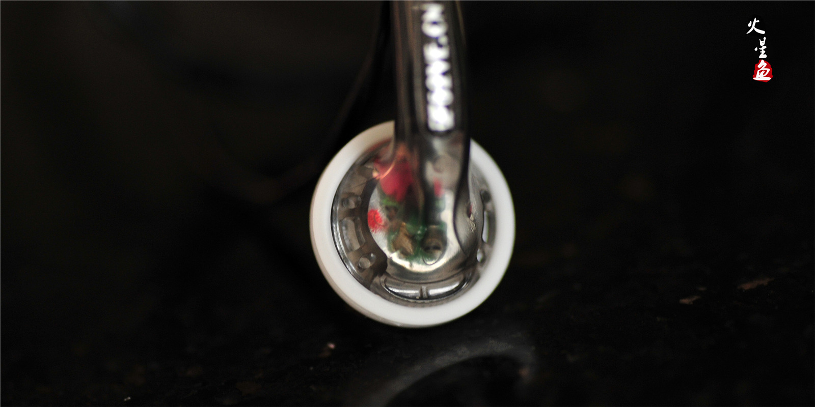 平头耳塞优缺点,入耳式耳机和平头耳塞哪个伤害大