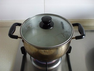 快！拿个大点的盆子，接住我的口水！