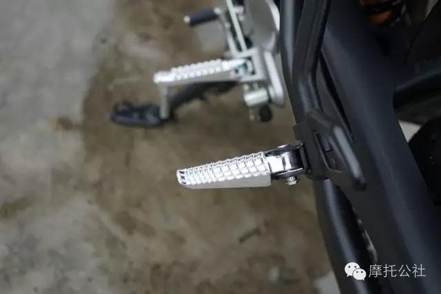 铃木gw250双缸水冷最新款街车,gw250神车到底怎么样