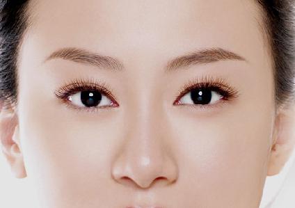 满脸斑淡斑并不难试试这个方法,淡斑小妙招长斑的女人快来看看吧