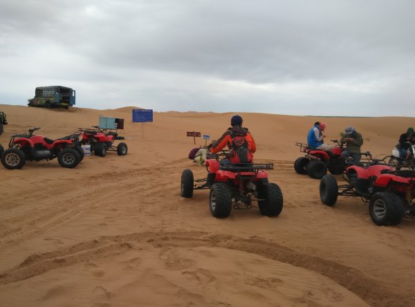 爸爸去哪儿旅游打卡,爸爸去哪儿宁夏中卫沙坡头