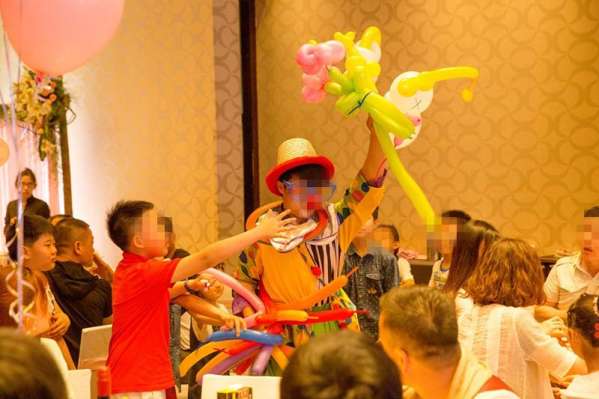 百日宴创意图片,卡通百日宴模板