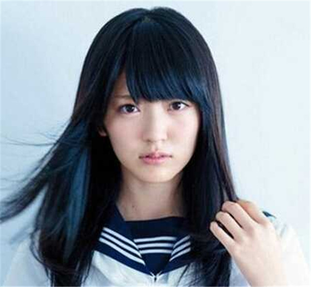 脑门大的露额头显得头大!来学学明星是如何解决的!