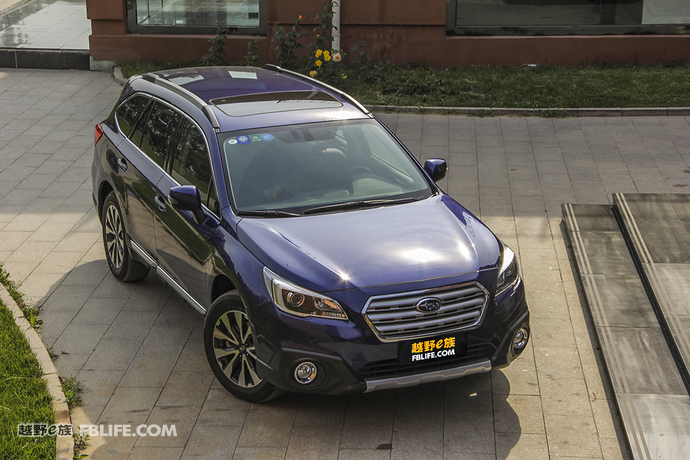 2010款斯巴鲁傲虎2.5评测,斯巴鲁傲虎试驾2021越野视频