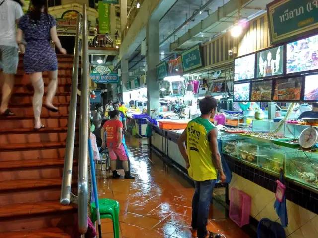 带上小蚁运动相机游泰国（二）普吉岛的沙滩美食和人妖