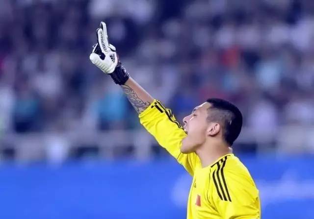 足球场上的奇葩战术,足球场上的独门绝招