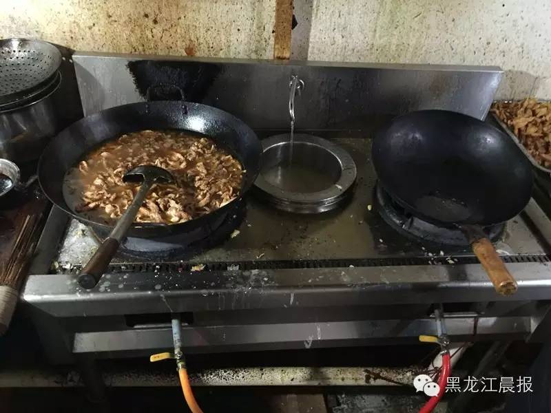 饿了么？看完厨房就不饿了！一些无照“黑店”加盟“饿了么”