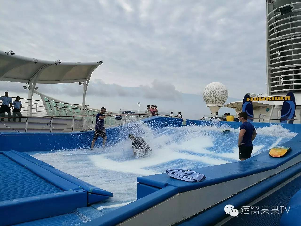 加勒比邮轮之旅,游轮畅游加勒比海