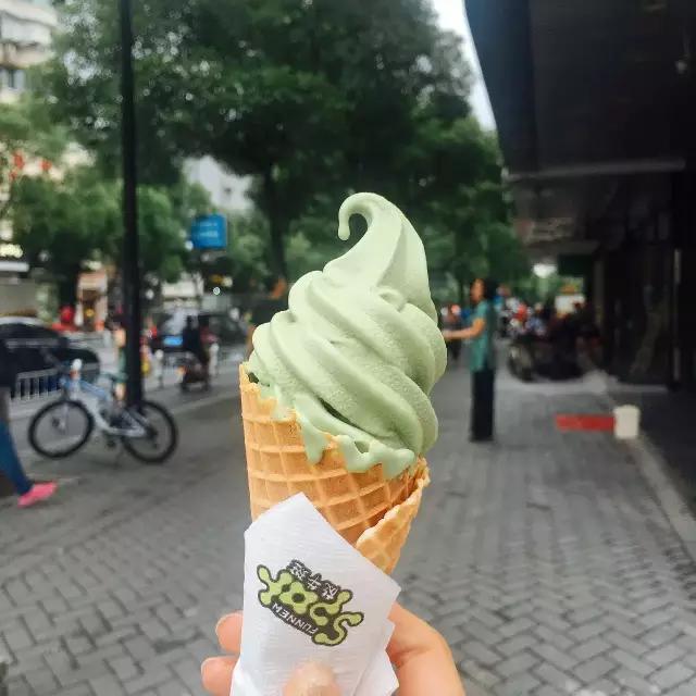 测网红冰淇淋,网红冰淇淋和经典冰淇淋