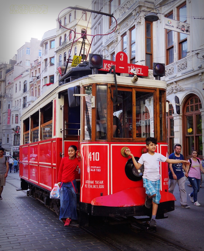 杩峰け鍦ㄧ激绾峰褰╃殑鎷夌編涓栫晫,杩峰け鍦ㄤ紛鏂潶甯冨皵