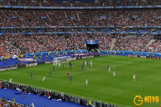 世界冠军对决！nubiaZ11实拍法兰西球场