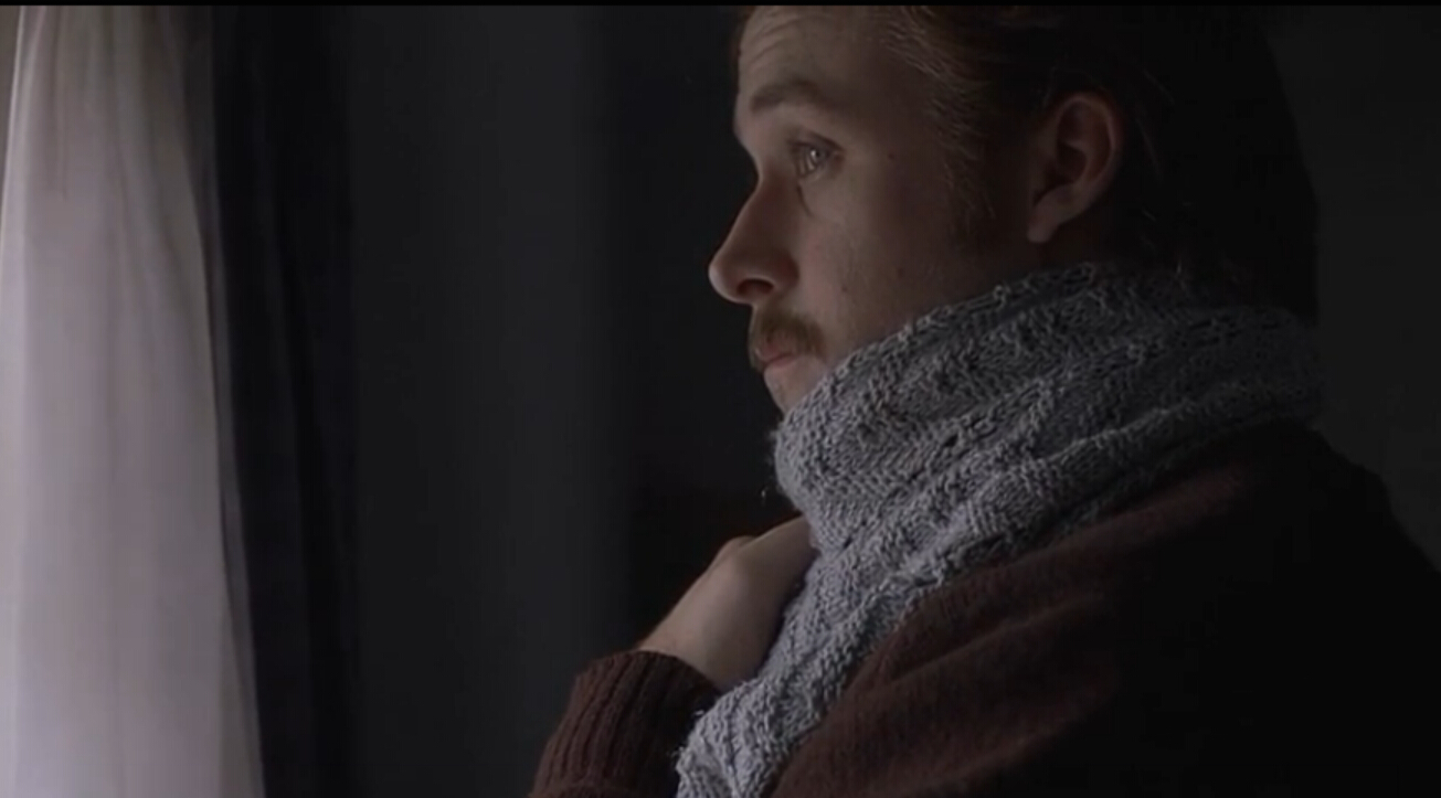 男子与「*气娃充**娃」相恋，看到最后我却被治愈了