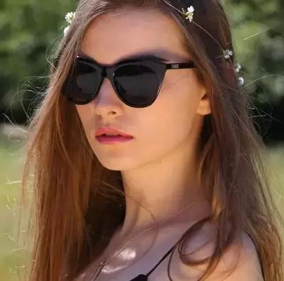 不戴太阳镜的夏天,不戴墨镜的夏天