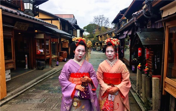 大妈暴瘦56斤变成辣妈,产后如何从大妈变回辣妈