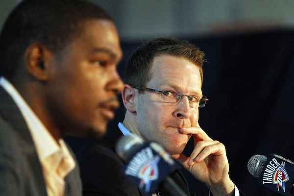 阿杜离队完整版,阿杜离开的前兆